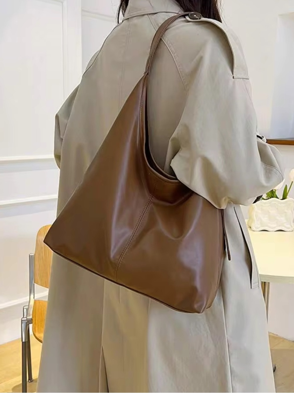 Tan Brown faux Leather large adjustable strap shoulder Tote bag - Picture 6 of 7